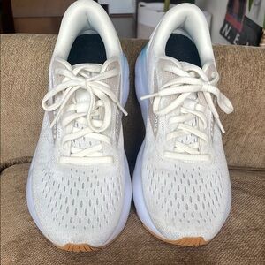 Brooks Ghost 16